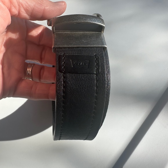 Men's Black Leather Belt - Levi’s - Picture 2 of 6